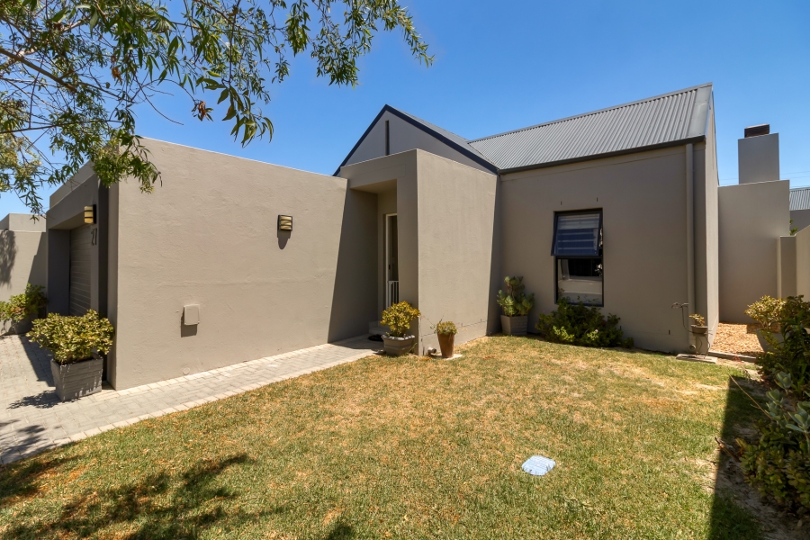 3 Bedroom Property for Sale in Aan de Wijnlanden Western Cape
